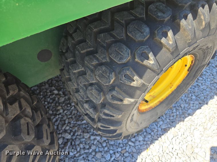 image for item EE8494 John Deere  Gator  utility vehicle