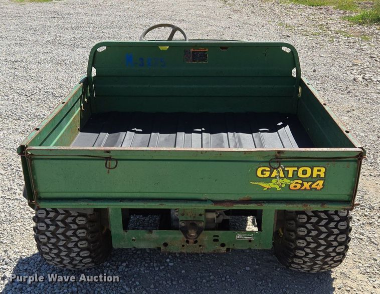 image for item EE8495 John Deere  Gator  utility vehicle