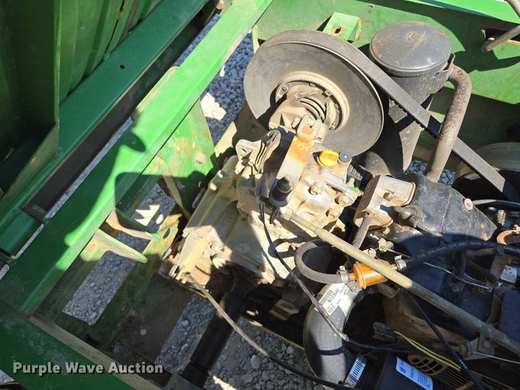 image for item EE8495 John Deere  Gator  utility vehicle