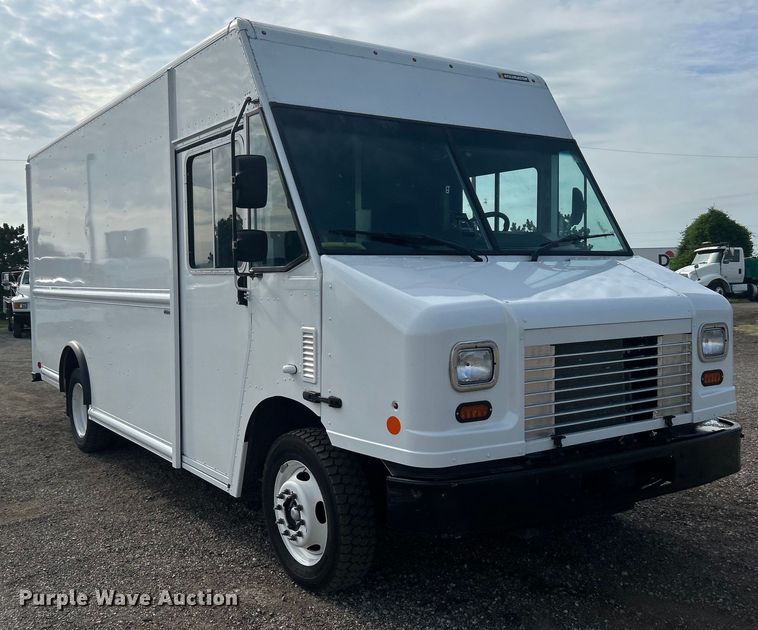 image for item EG0759 2022 Ford F59 delivery van