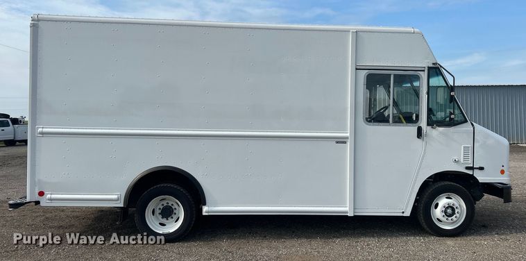 image for item EG0759 2022 Ford F59 delivery van