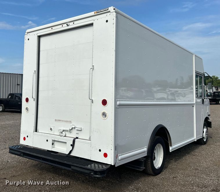 image for item EG0759 2022 Ford F59 delivery van