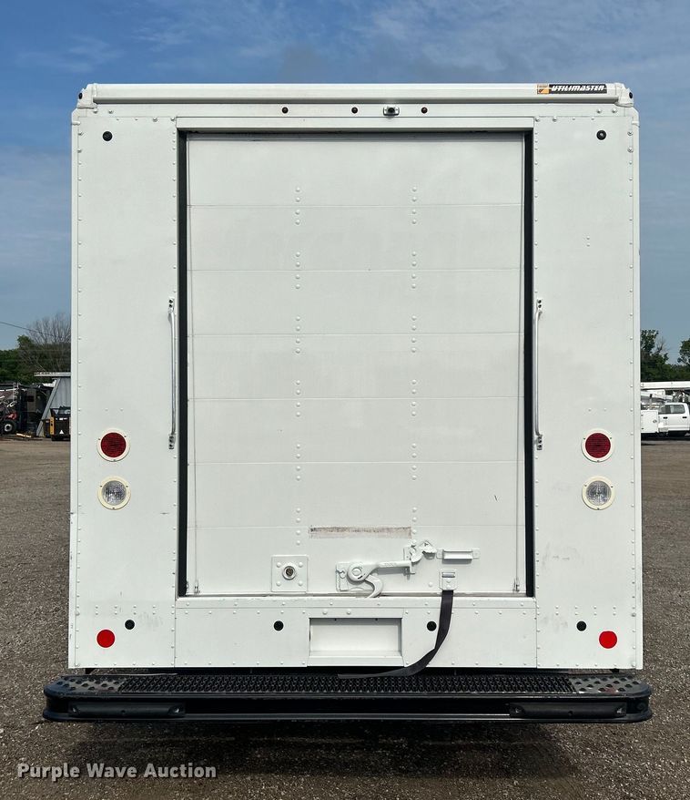 image for item EG0759 2022 Ford F59 delivery van