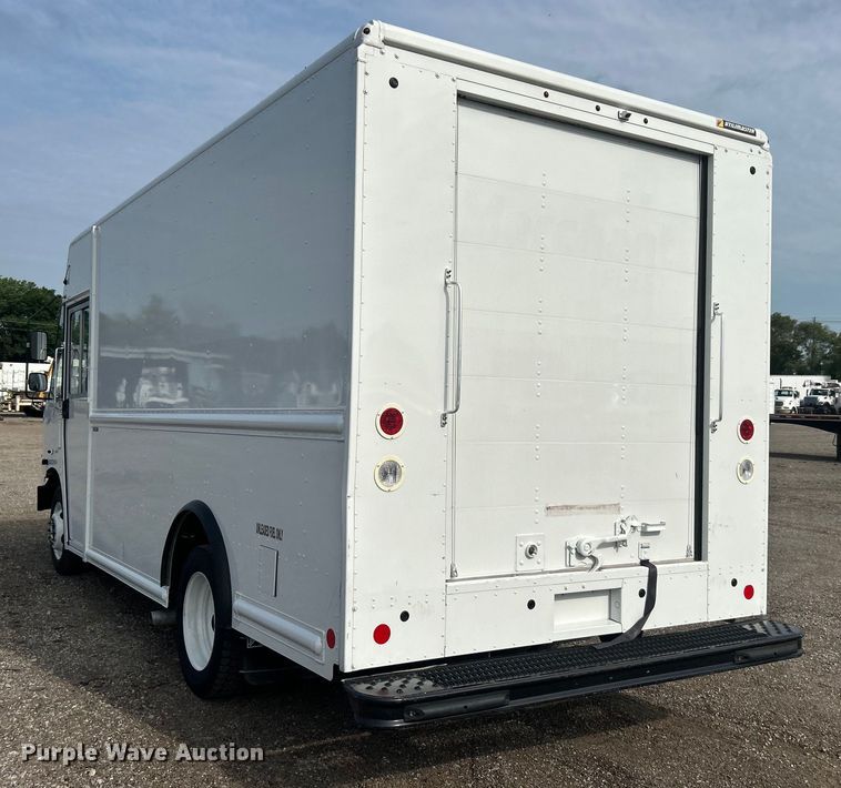 image for item EG0759 2022 Ford F59 delivery van