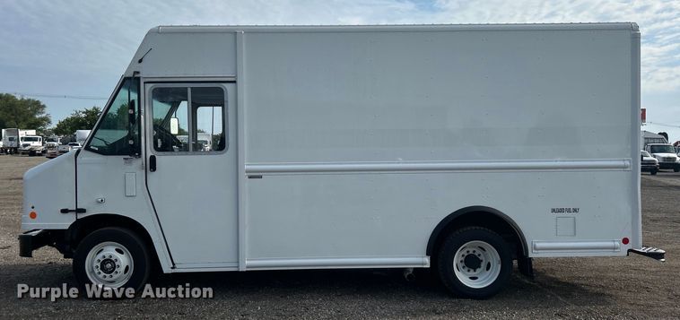 image for item EG0759 2022 Ford F59 delivery van