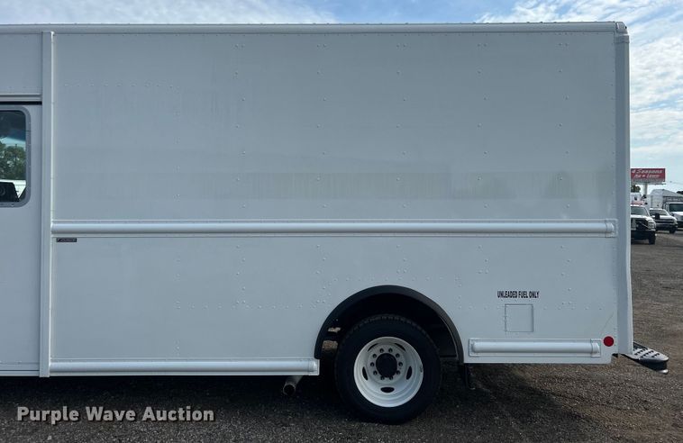 image for item EG0759 2022 Ford F59 delivery van
