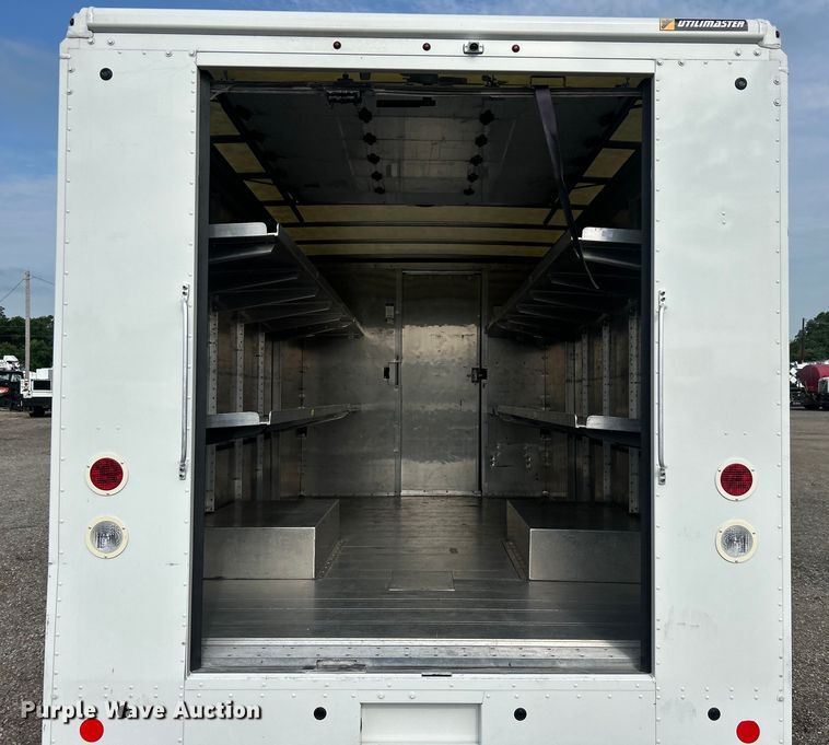 image for item EG0759 2022 Ford F59 delivery van