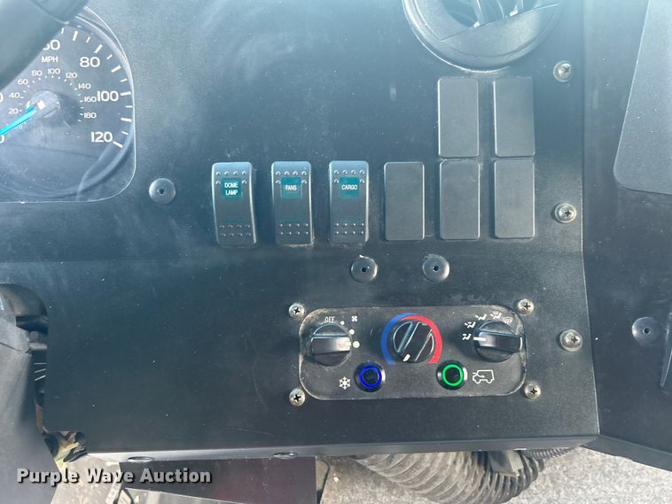 image for item EG0759 2022 Ford F59 delivery van