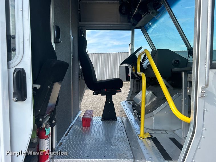 image for item EG0759 2022 Ford F59 delivery van