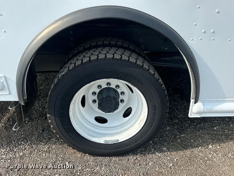 image for item EG0759 2022 Ford F59 delivery van