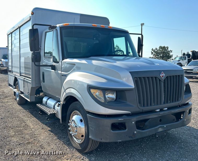 image for item EG0816 2014 International  TerraStar delivery truck