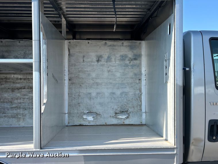 image for item EG0816 2014 International  TerraStar delivery truck