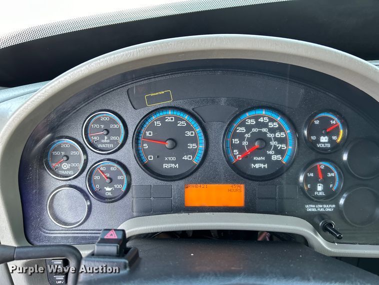 image for item EG0816 2014 International  TerraStar delivery truck