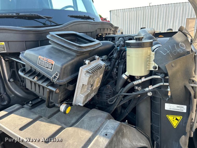 image for item EG0816 2014 International  TerraStar delivery truck