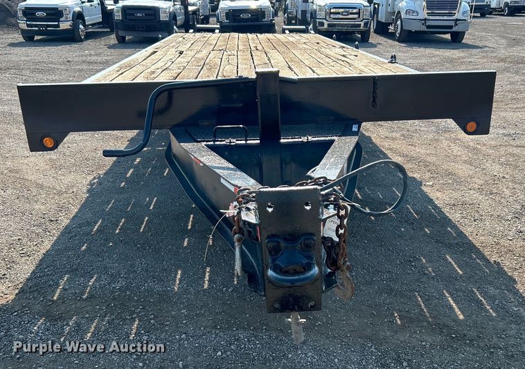 image for item EG0913 2006 Towmaster Big Tow equipment trailer