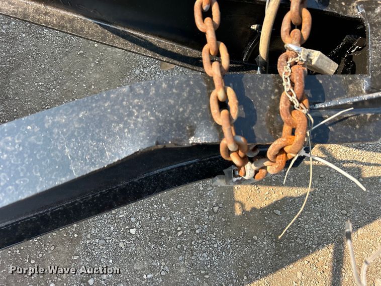 image for item EG0913 2006 Towmaster Big Tow equipment trailer