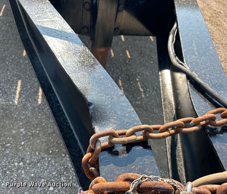 image for item EG0913 2006 Towmaster Big Tow equipment trailer