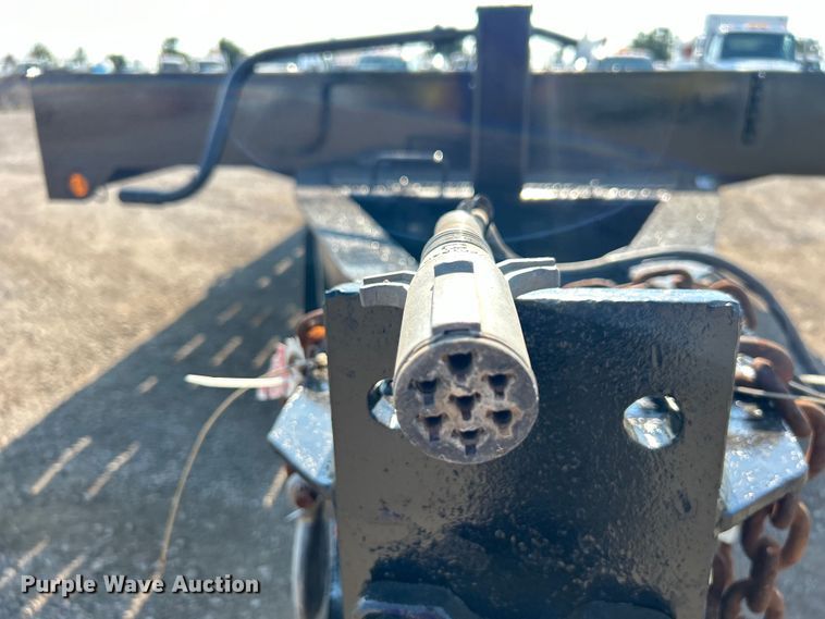 image for item EG0913 2006 Towmaster Big Tow equipment trailer