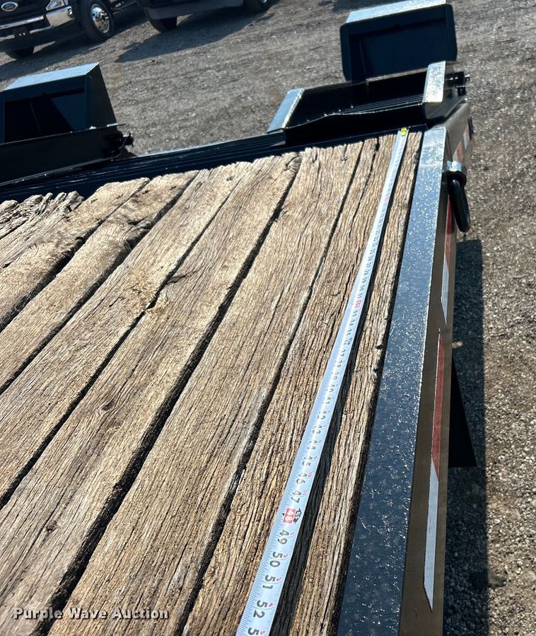 image for item EG0913 2006 Towmaster Big Tow equipment trailer