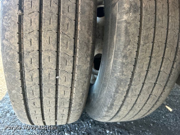 image for item EG0913 2006 Towmaster Big Tow equipment trailer