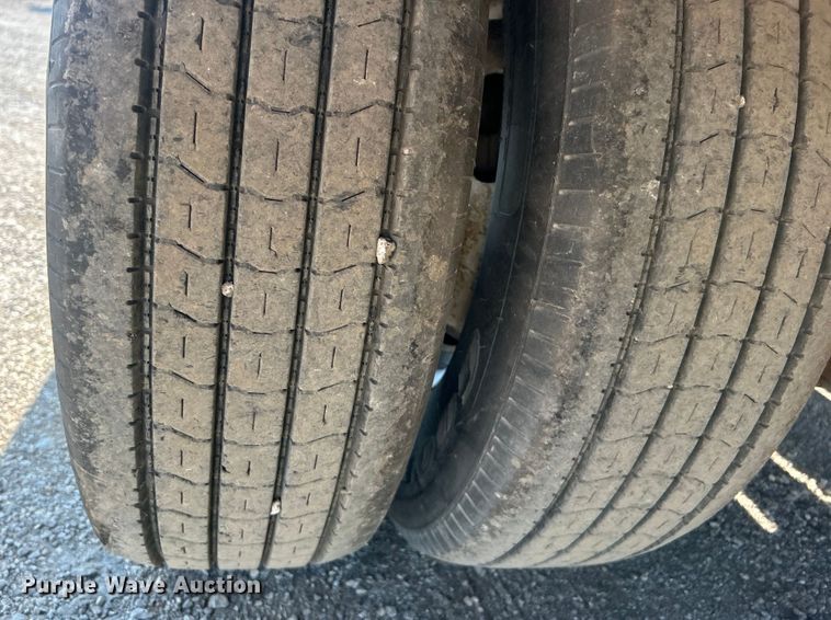 image for item EG0913 2006 Towmaster Big Tow equipment trailer