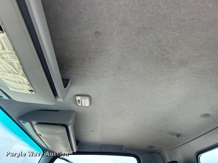 image for item EG0972 2014 Isuzu  sprayer truck