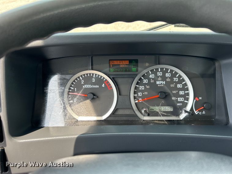 image for item EG0972 2014 Isuzu  sprayer truck