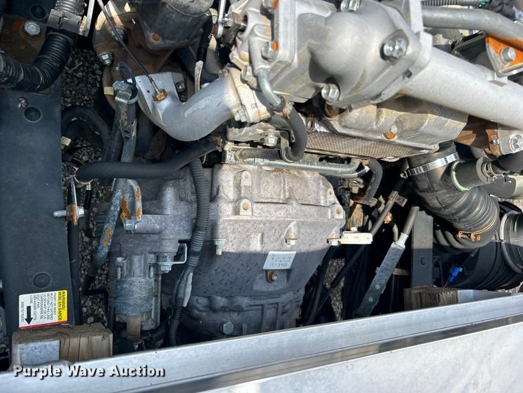 image for item EG0972 2014 Isuzu  sprayer truck