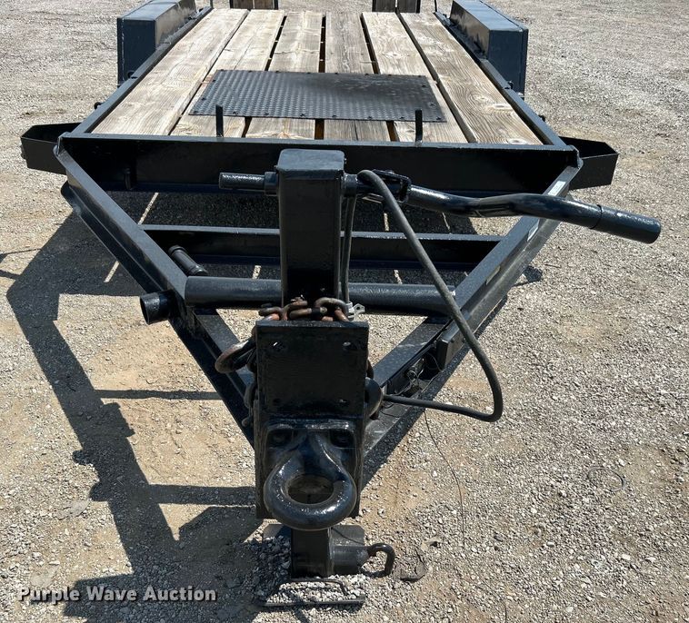 image for item EG0997 1982 American Trailers equipment trailer