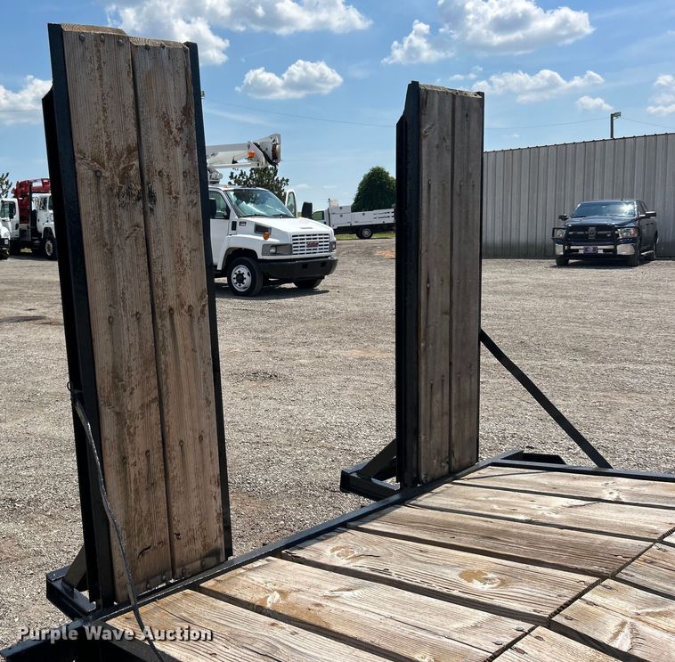 image for item EG0997 1982 American Trailers equipment trailer