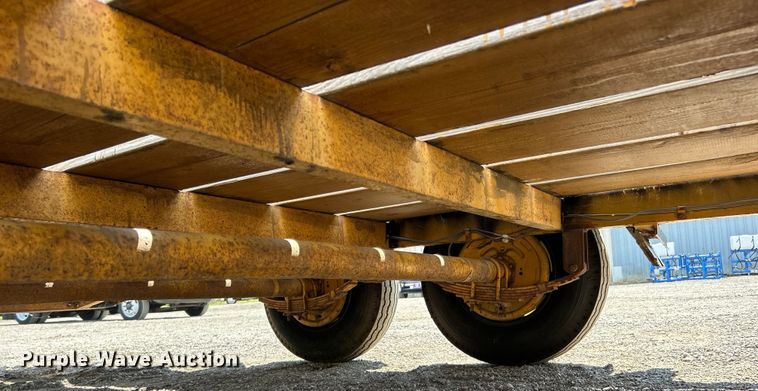 image for item EG0997 1982 American Trailers equipment trailer