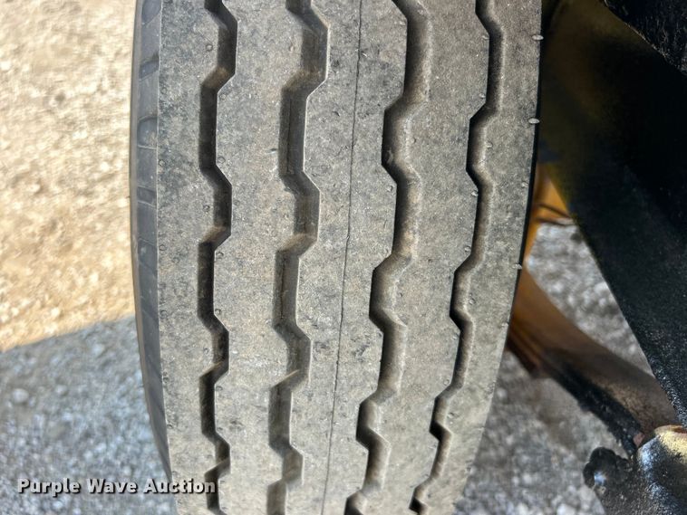 image for item EG0997 1982 American Trailers equipment trailer