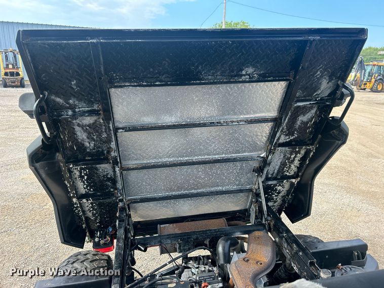 image for item EG1005 2017 Kawasaki  Mule 4010 utility vehicle