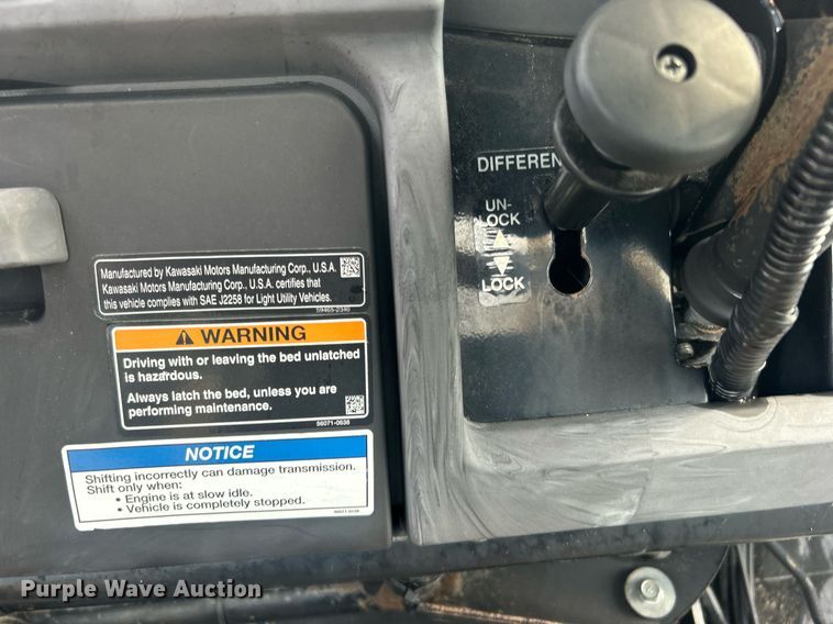 image for item EG1005 2017 Kawasaki  Mule 4010 utility vehicle