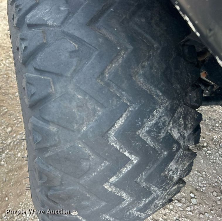 image for item EG1005 2017 Kawasaki  Mule 4010 utility vehicle