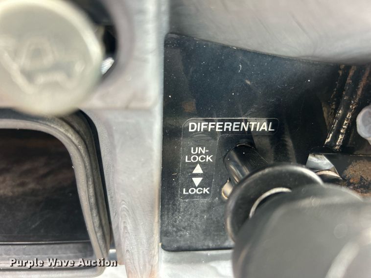 image for item EG1006 2017 Kawasaki  Mule 4010 utility vehicle