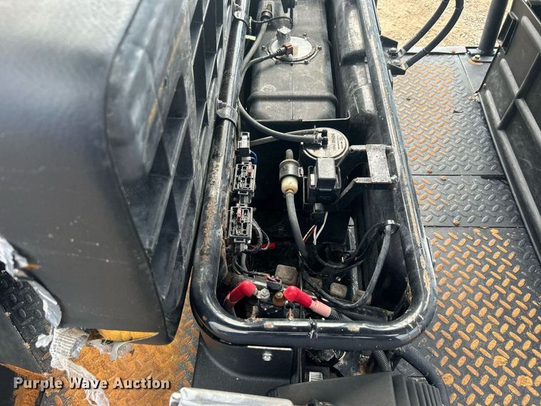 image for item EG1006 2017 Kawasaki  Mule 4010 utility vehicle