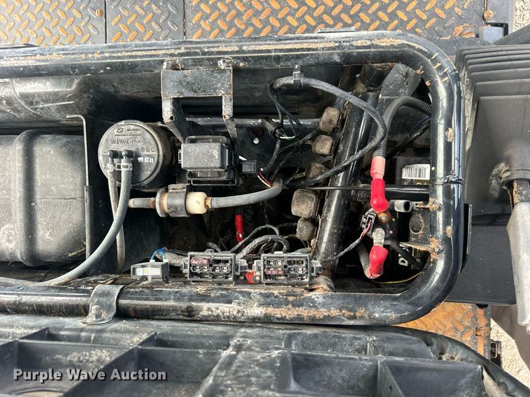 image for item EG1006 2017 Kawasaki  Mule 4010 utility vehicle