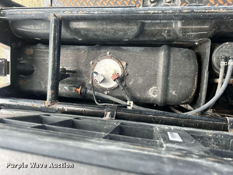 image for item EG1006 2017 Kawasaki  Mule 4010 utility vehicle