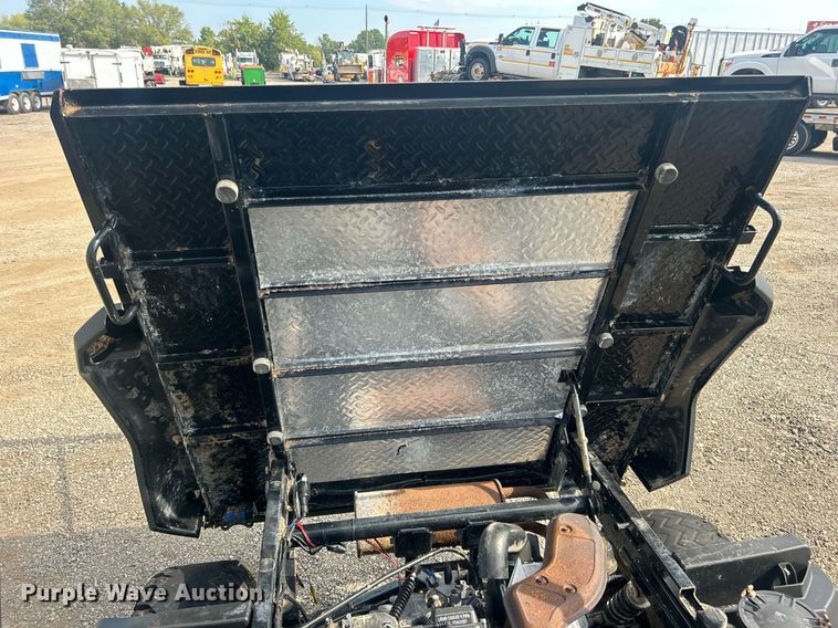 image for item EG1007 2017 Kawasaki  Mule 4010 utility vehicle