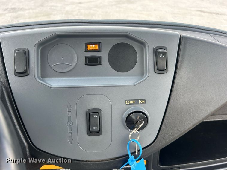 image for item EG1011 2019 Club Car Carryall 550 golf cart