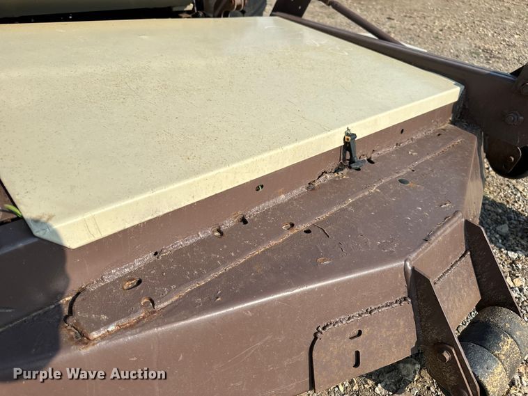 image for item EH7001 2002 Grasshopper 928D ZTR lawn mower