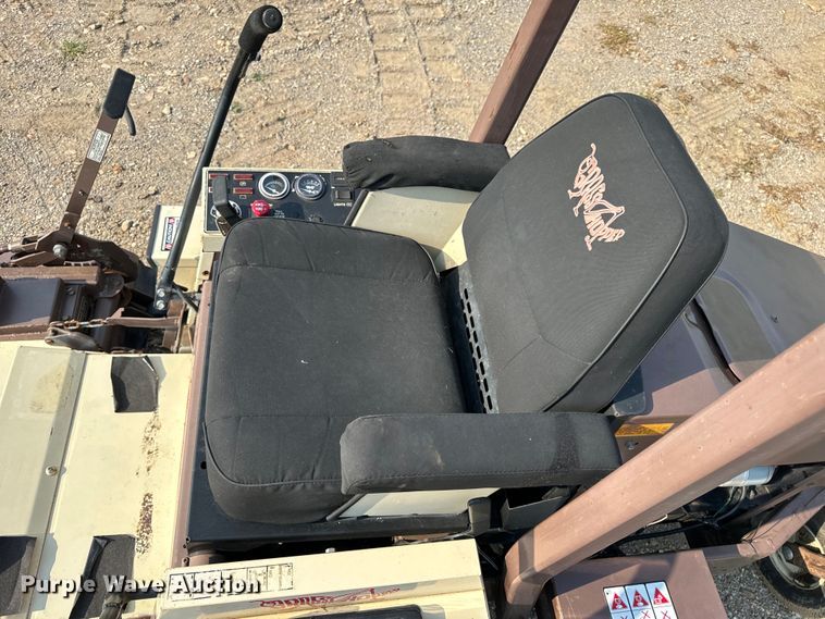 image for item EH7001 2002 Grasshopper 928D ZTR lawn mower