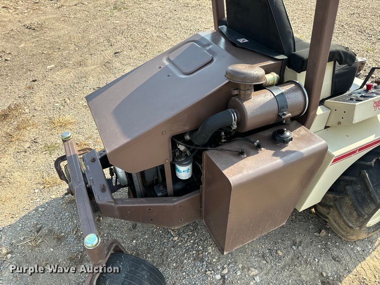 image for item EH7001 2002 Grasshopper 928D ZTR lawn mower