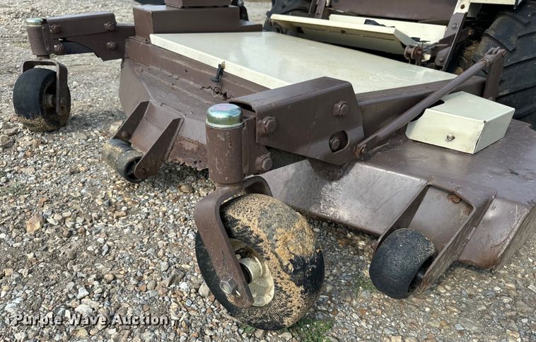 image for item EH7001 2002 Grasshopper 928D ZTR lawn mower