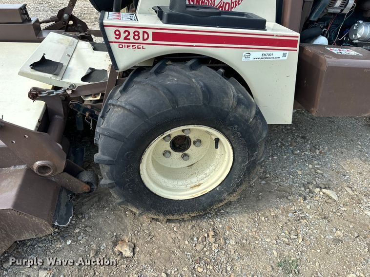 image for item EH7001 2002 Grasshopper 928D ZTR lawn mower