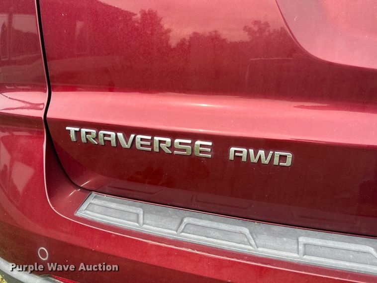 image for item EH7003 2017 Chevrolet Traverse LT SUV