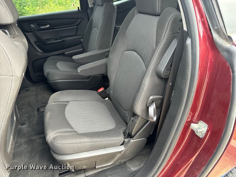 image for item EH7003 2017 Chevrolet Traverse LT SUV