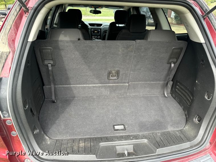 image for item EH7003 2017 Chevrolet Traverse LT SUV