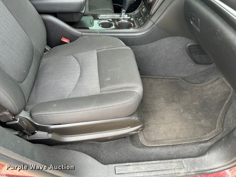 image for item EH7003 2017 Chevrolet Traverse LT SUV